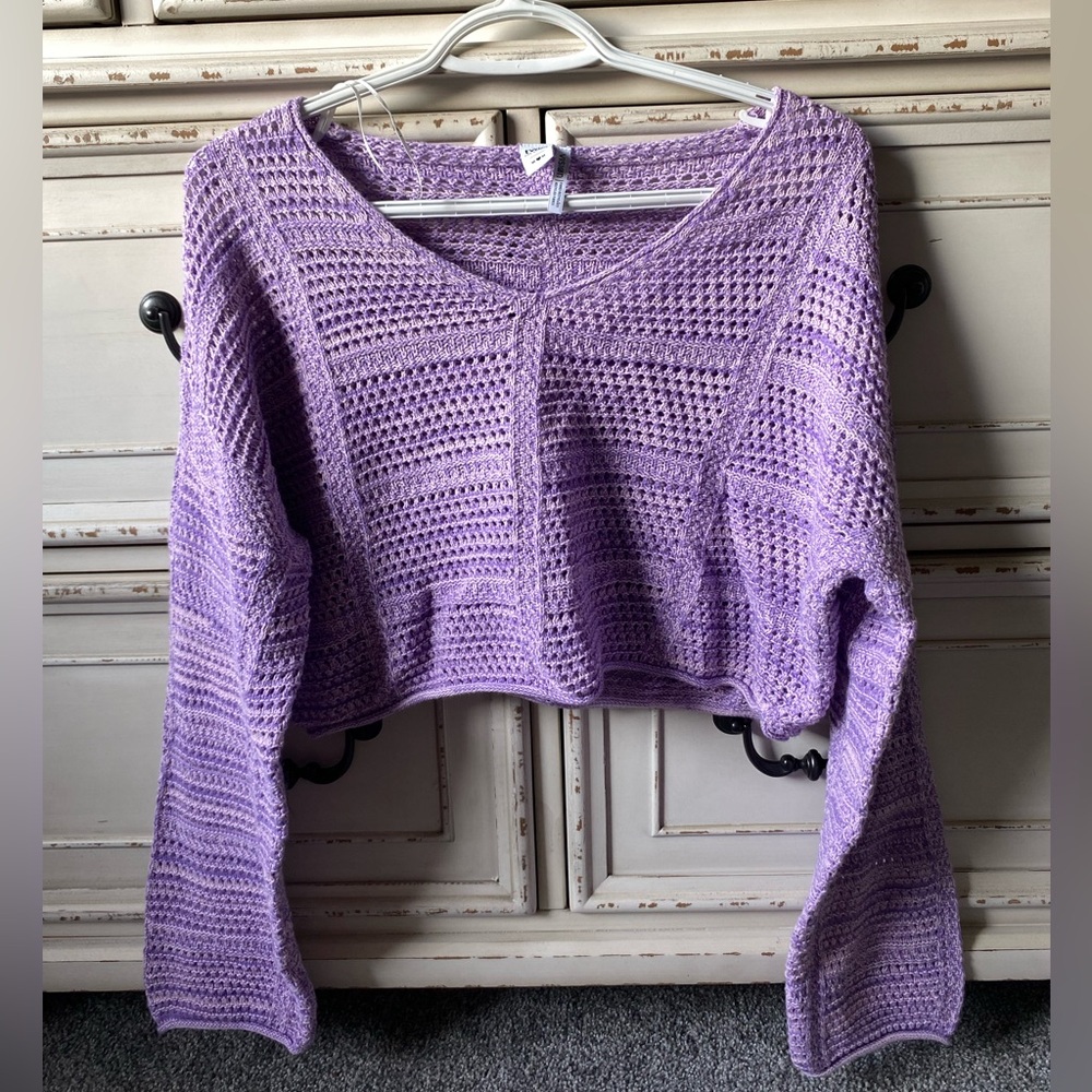 Twik Purple V-Neck Cropped Crochet Sweater (M)